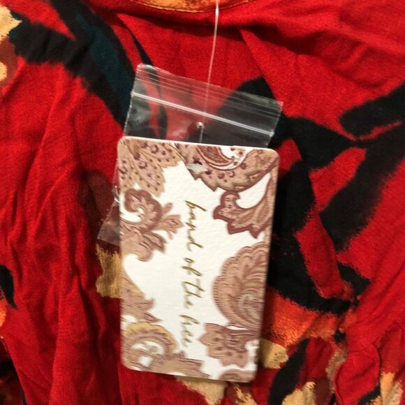 Band Of The Free  Women's Red & Black Floral‎ Button-Front Dress Size Medium NWT - Picture 8 of 8